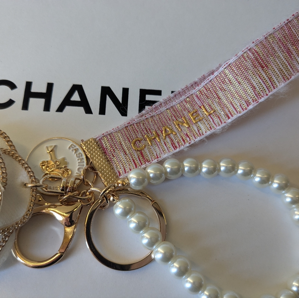 Chanel keychain - Picture 7 of 7